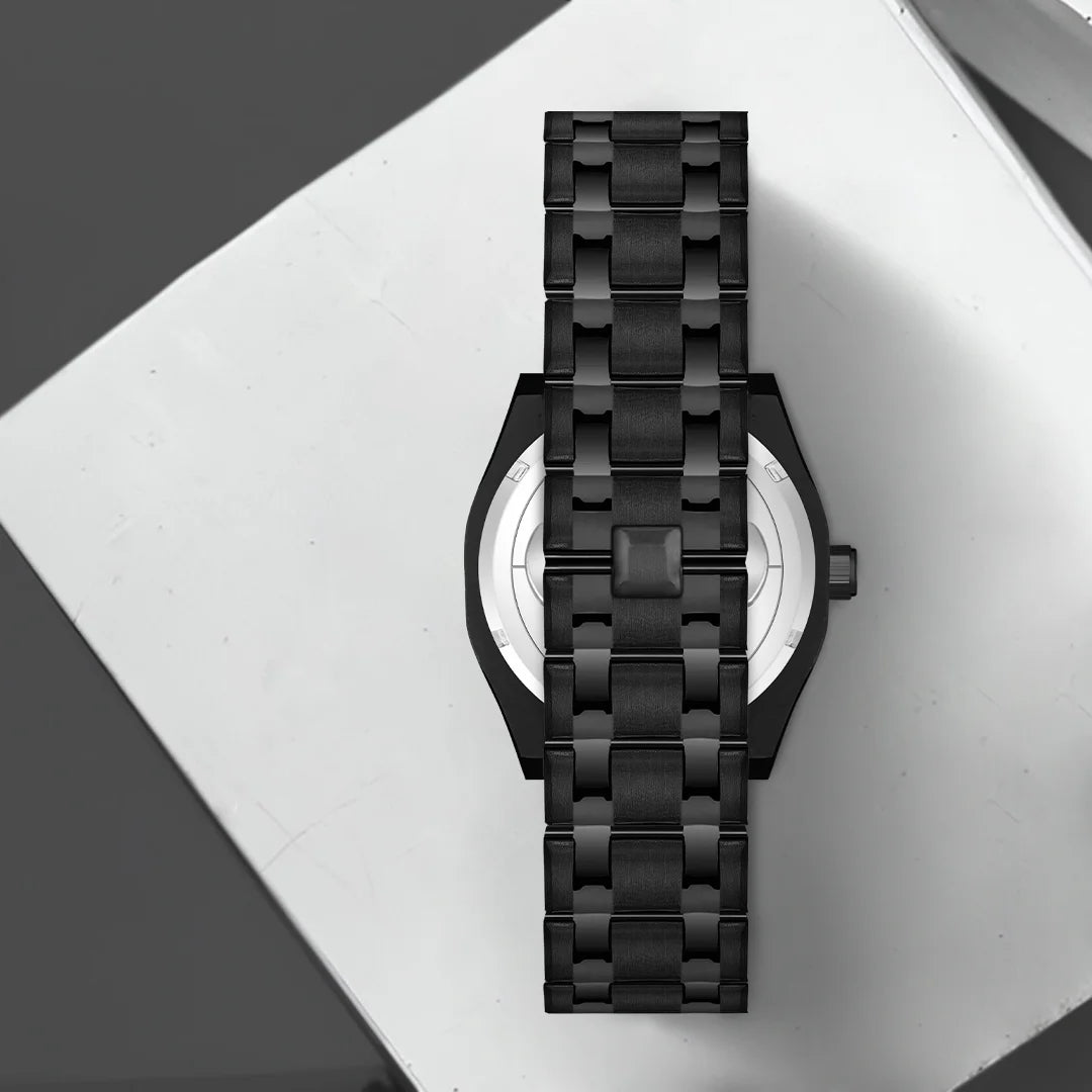 Exclusive 8866 Black Analog Men Watch