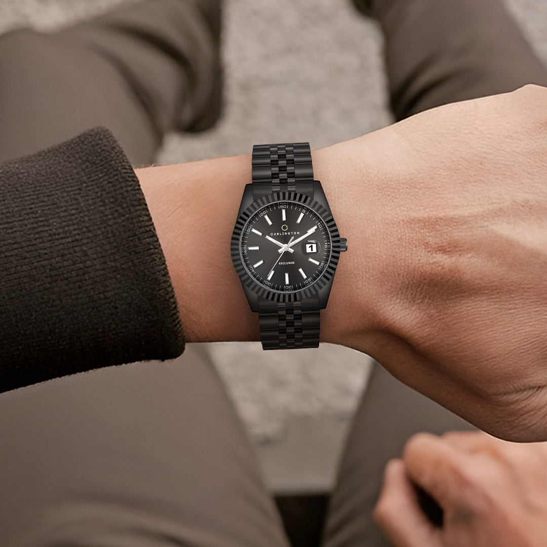 Carlington Exclusive Series 8811 Black Men + 8811 black Women Analog Wrist Watch For couple