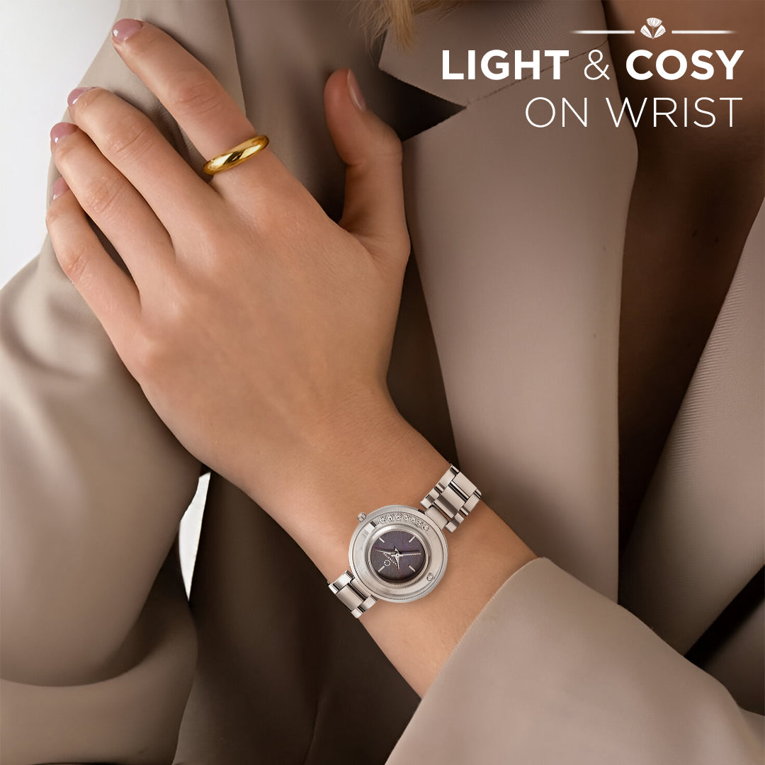 Carlington Diva Series Analog Women Wrist Watches with Stainless Steel Chain Strap | Premium Fashion Watches for Ladies | CT - 119
